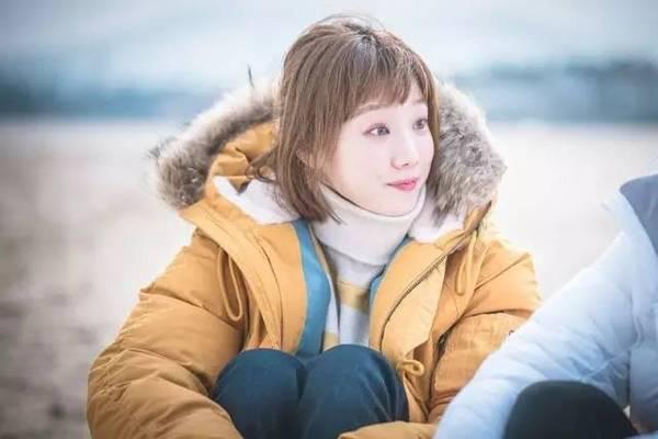 《繁花》是她第一部剧，就因姿色不够演情妇备受争议，比陈龙还小