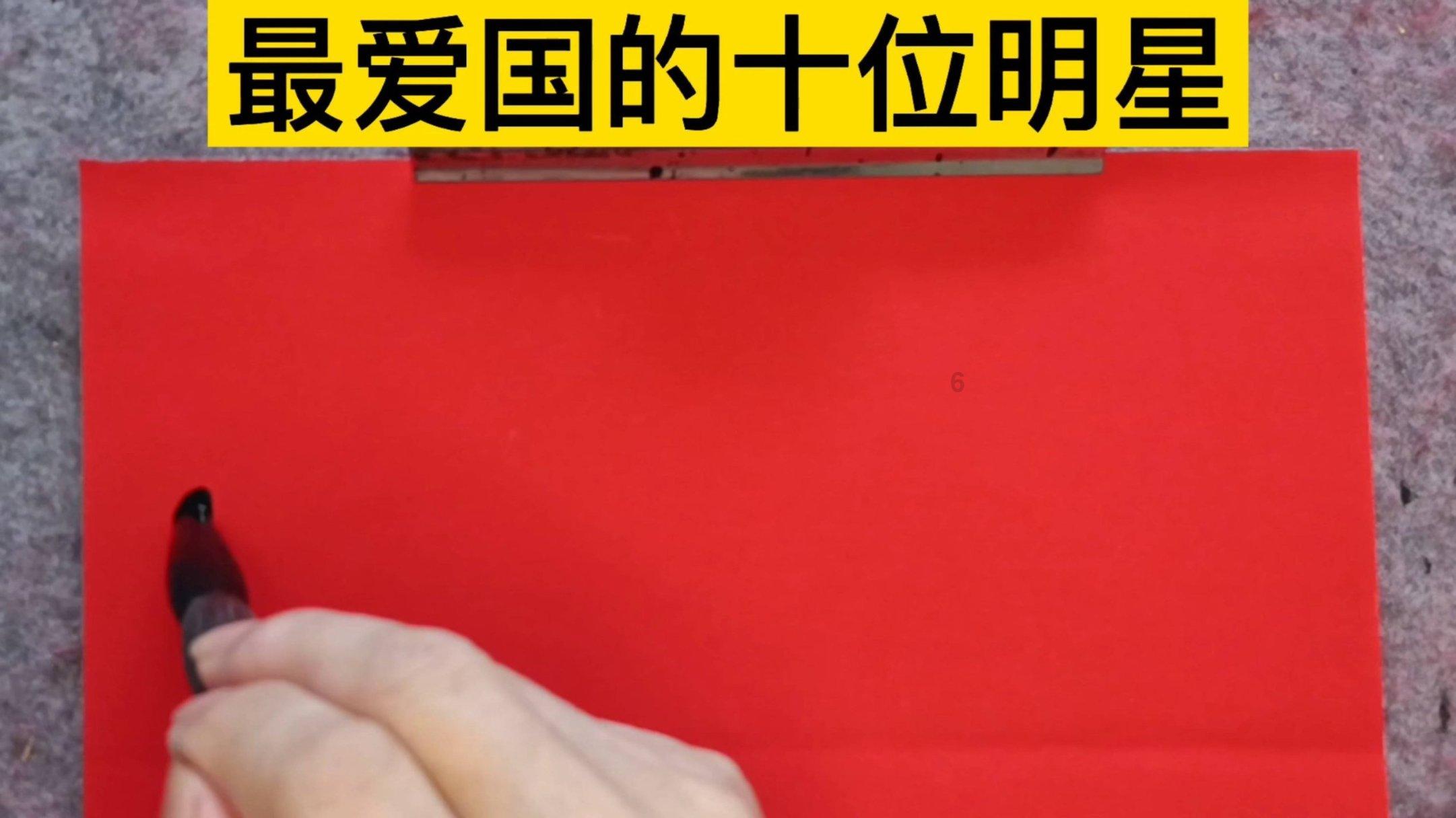 猎豹黑金刚倒车雷达探头有灯吗？