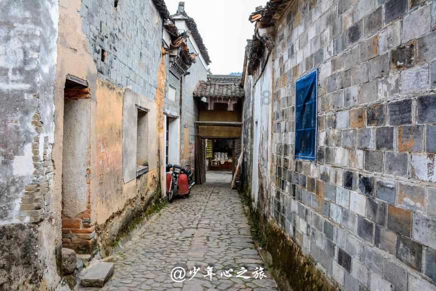 在职场中，如何让自己的“玻璃心”强大起来呢？游戏画面
